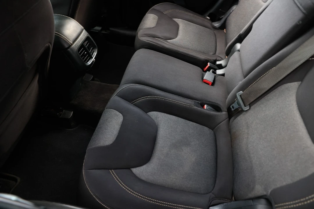 2015 Jeep KL Cherokee - Image 8 of 12