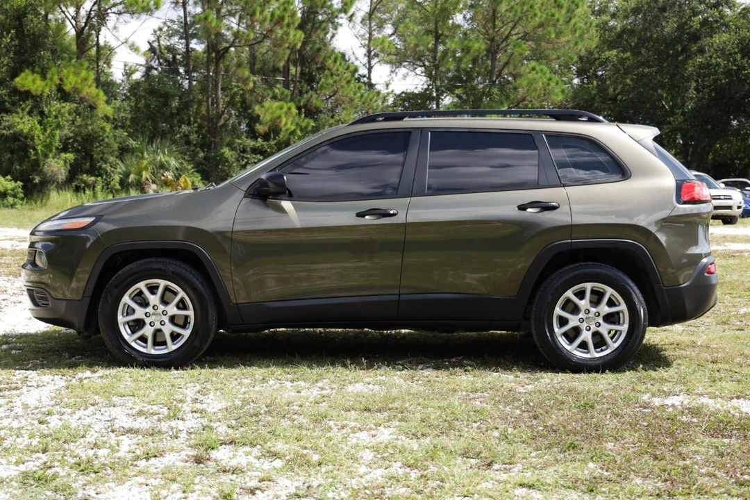 2015 Jeep KL Cherokee - Image 3 of 31