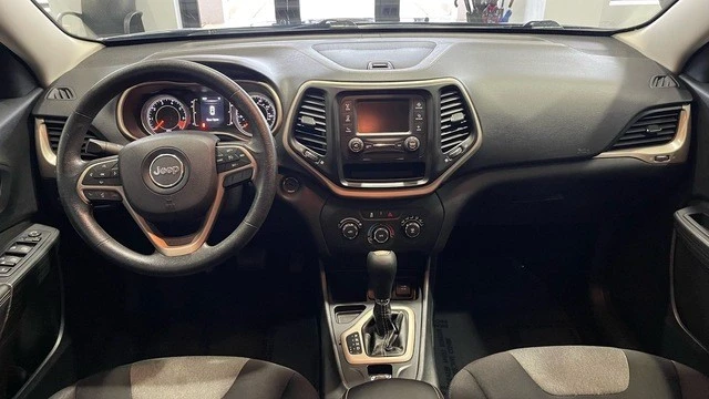 2015 Jeep KL Cherokee - Image 29 of 31