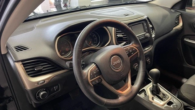 2015 Jeep KL Cherokee - Image 26 of 31