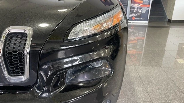 2015 Jeep KL Cherokee - Image 10 of 31