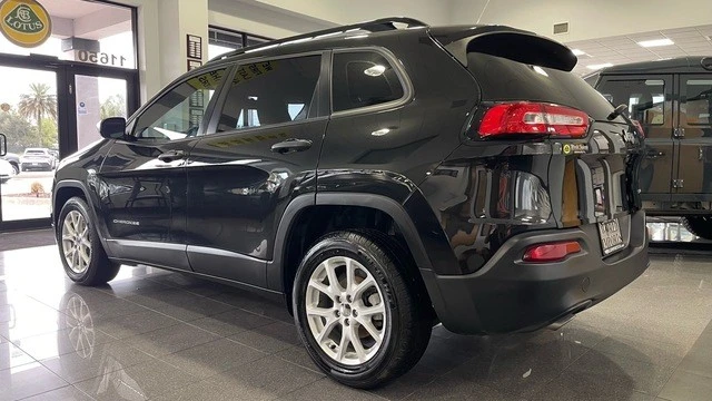 2015 Jeep KL Cherokee - Image 3 of 31