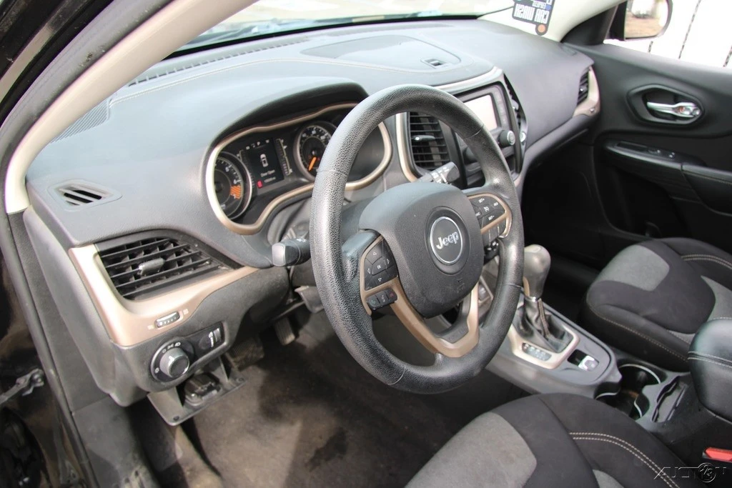 2015 Jeep KL Cherokee - Image 14 of 21