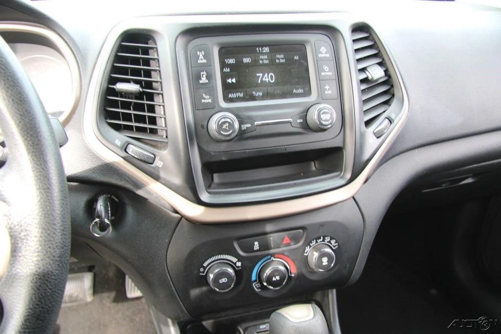 2015 Jeep KL Cherokee - Image 17 of 21