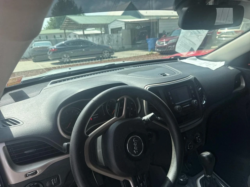 2015 Jeep KL Cherokee - Image 6 of 7
