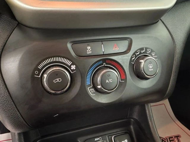 2015 Jeep KL Cherokee - Image 19 of 21