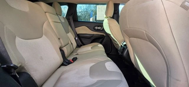 2015 Jeep KL Cherokee - Image 17 of 19