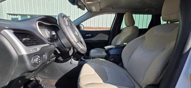 2015 Jeep KL Cherokee - Image 11 of 19