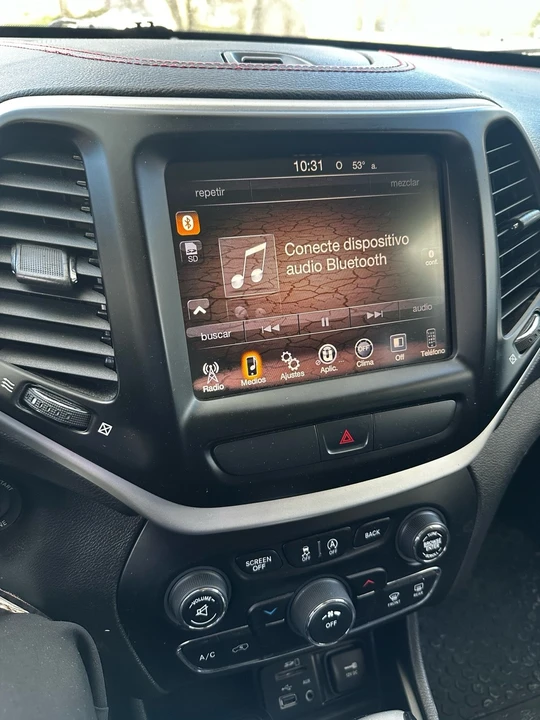 2015 Jeep KL Cherokee - Image 10 of 20