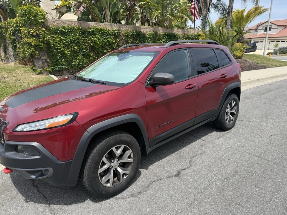 2015 Jeep KL Cherokee - Image 2 of 8