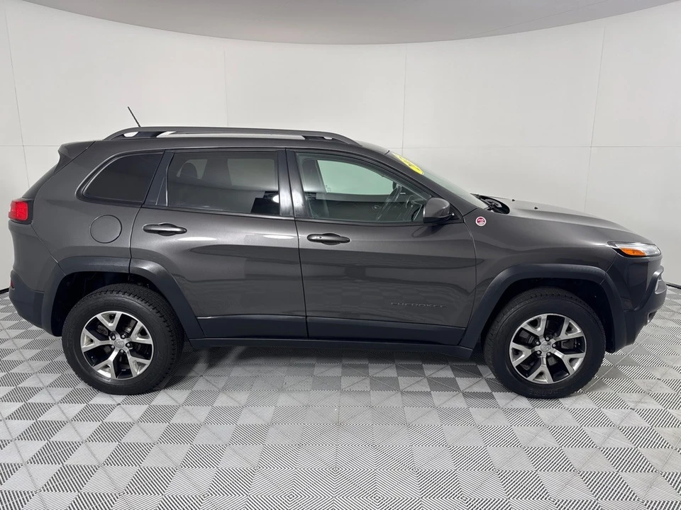 2015 Jeep KL Cherokee - Image 4 of 12