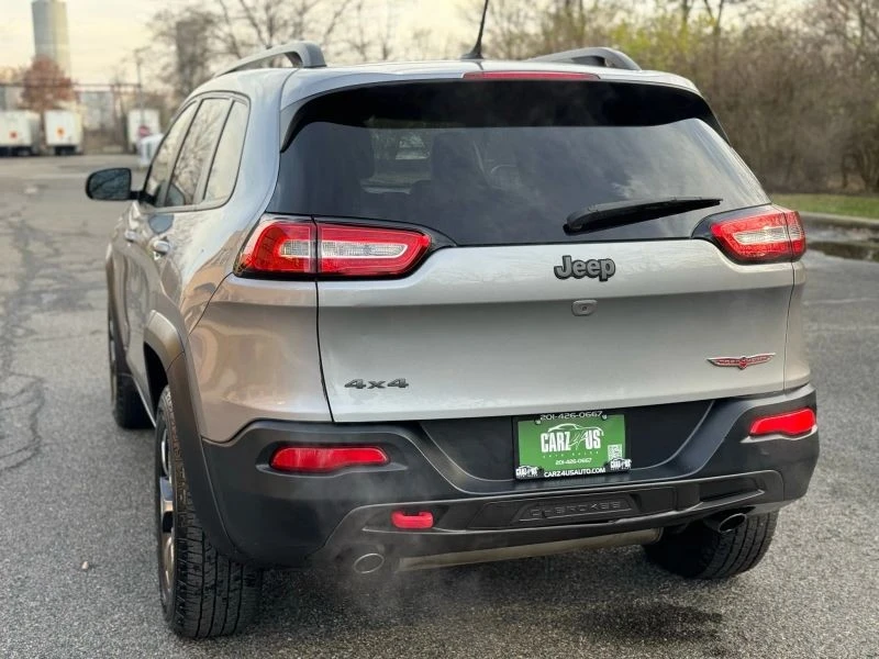 2015 Jeep KL Cherokee - Image 9 of 12