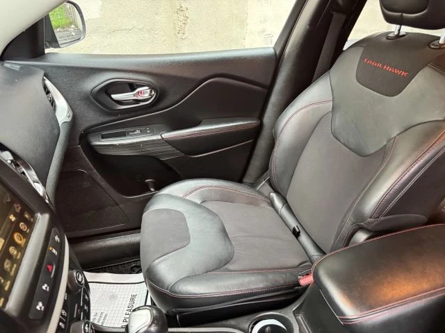 2015 Jeep KL Cherokee - Image 16 of 21