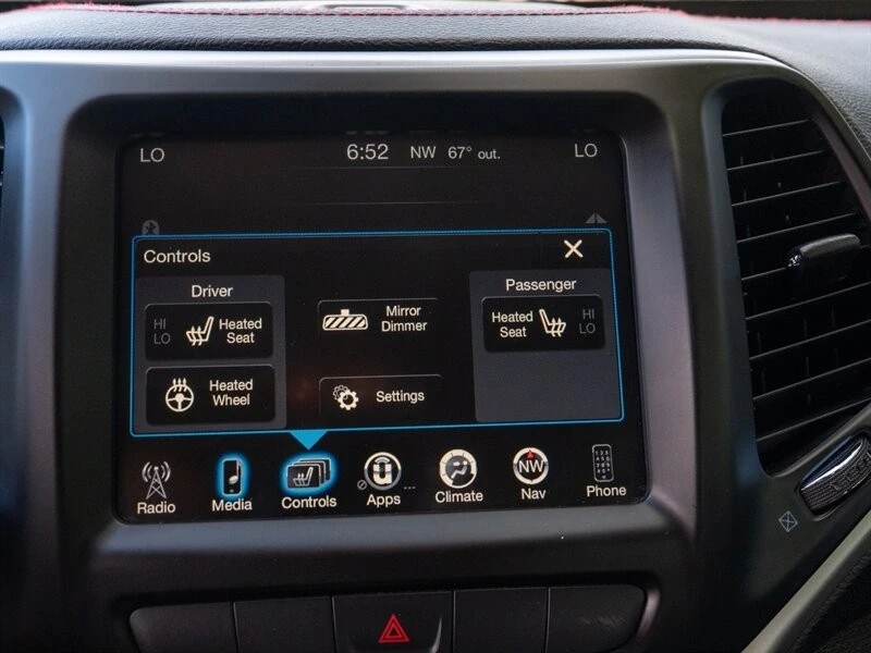 2015 Jeep KL Cherokee - Image 14 of 21