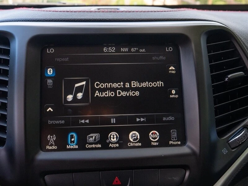 2015 Jeep KL Cherokee - Image 15 of 21