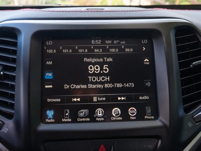 2015 Jeep KL Cherokee - Image 10 of 21