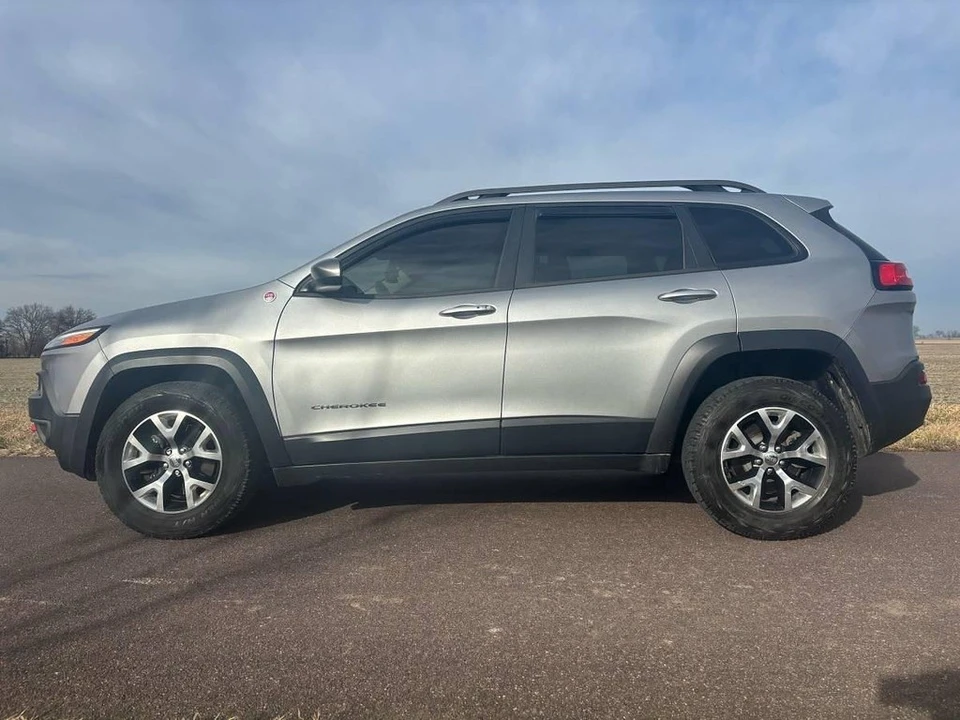 2015 Jeep KL Cherokee - Image 3 of 21