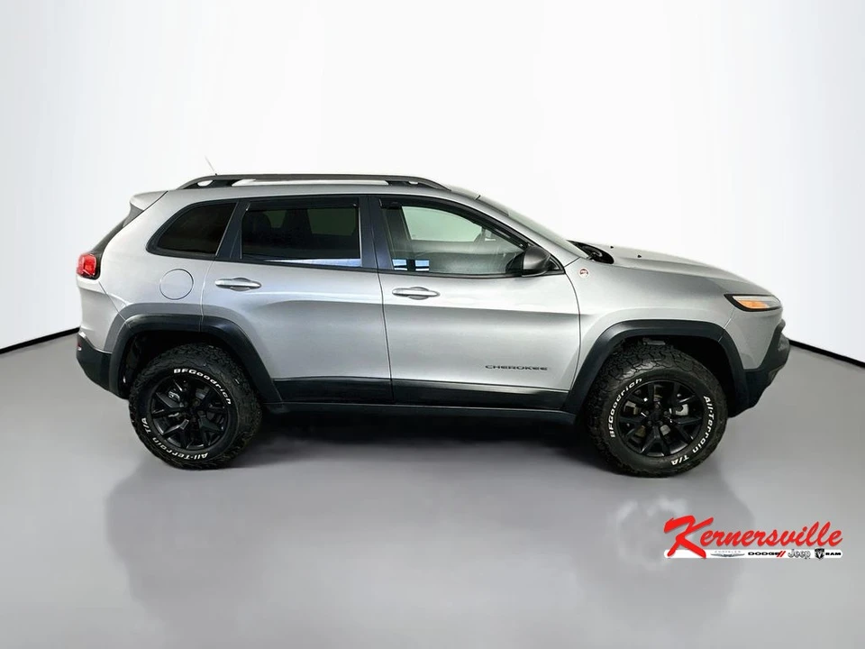 2015 Jeep KL Cherokee - Image 8 of 24