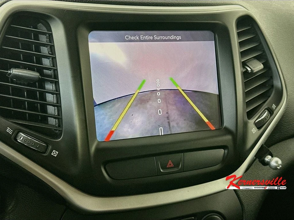 2015 Jeep KL Cherokee - Image 19 of 24