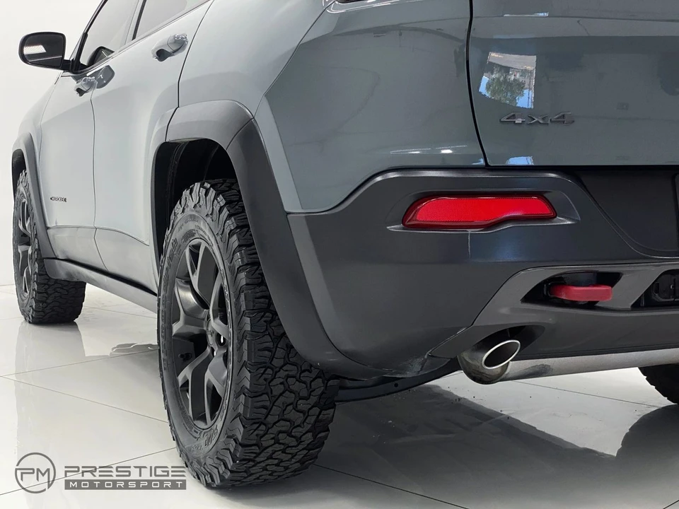 2015 Jeep KL Cherokee - Image 12 of 31