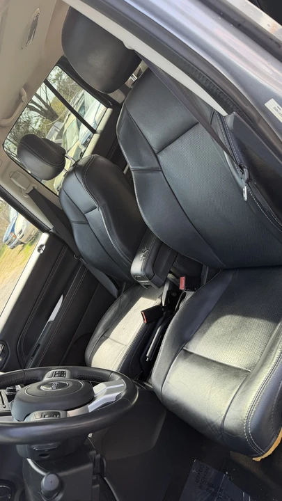 2015 Jeep Compass - Image 4 of 17