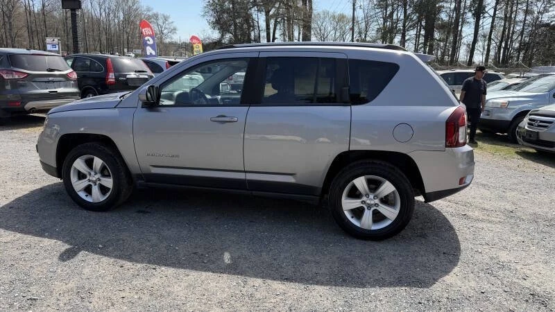 2015 Jeep Compass - Image 12 of 21