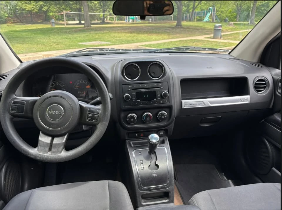 2015 Jeep Compass - Image 13 of 18