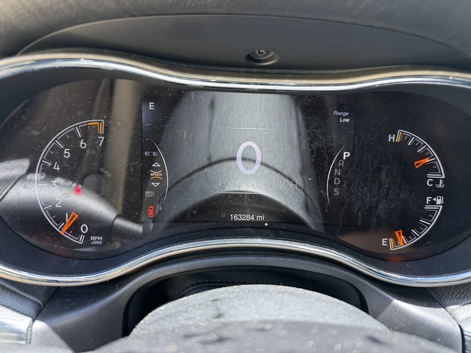 2015 Jeep Cherokee - Image 29 of 31