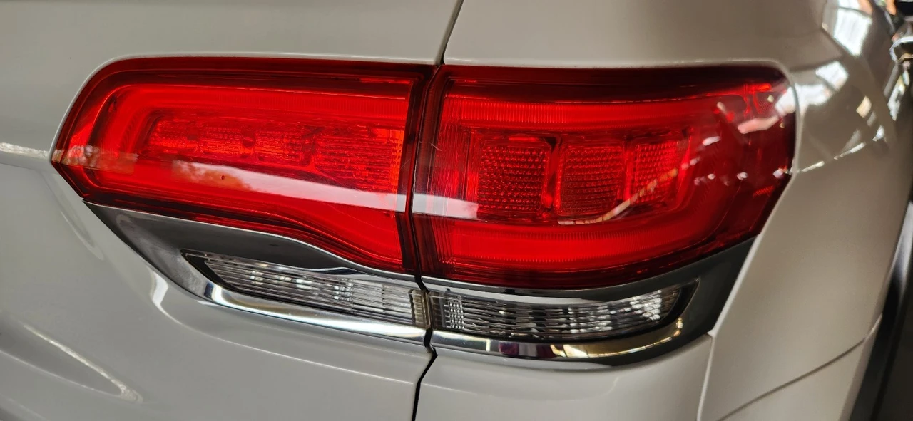 2015 Jeep WK2 Grand Cherokee - Image 8 of 21