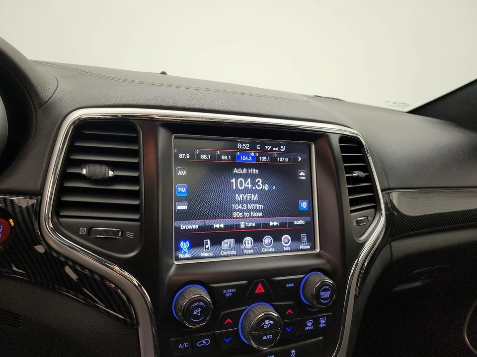 2015 Jeep WK2 Grand Cherokee SRT - Image 17 of 25