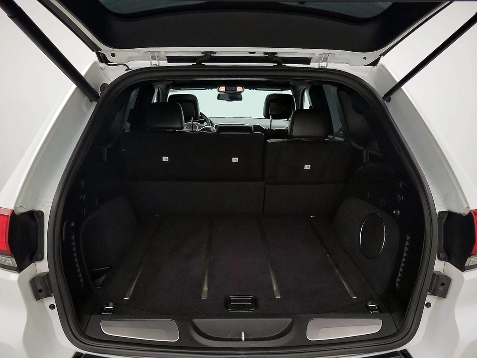 2015 Jeep WK2 Grand Cherokee SRT - Image 23 of 25