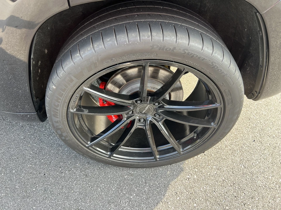 2015 Jeep WK2 Grand Cherokee SRT - Image 11 of 31