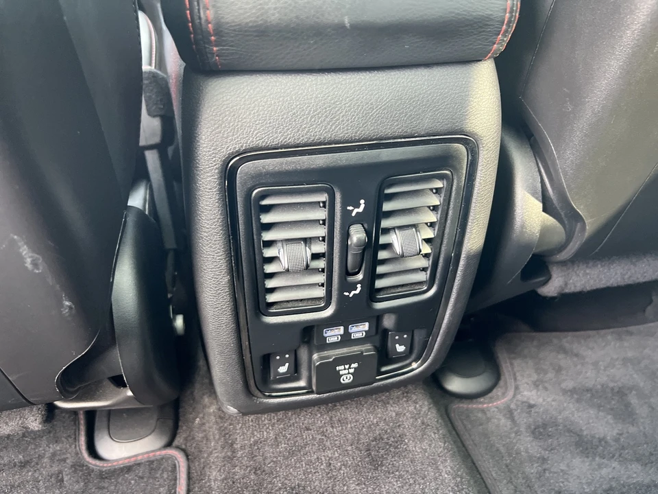 2015 Jeep WK2 Grand Cherokee SRT - Image 14 of 31