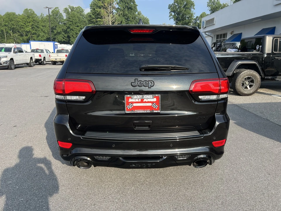 2015 Jeep WK2 Grand Cherokee SRT - Image 2 of 31