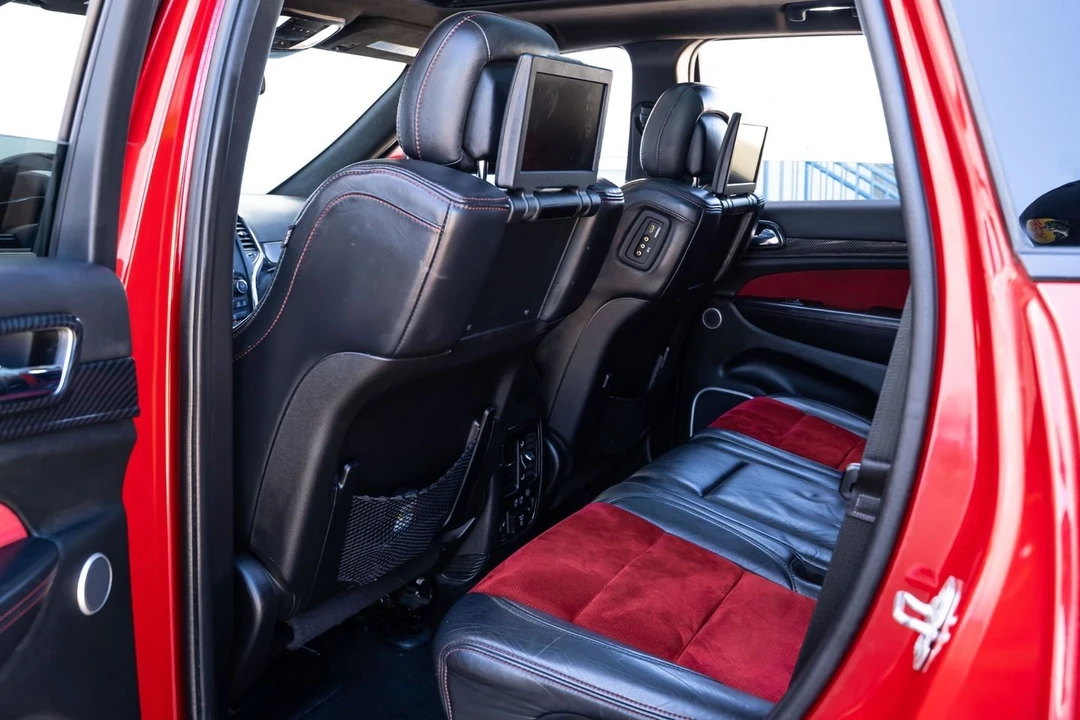 2015 Jeep WK2 Grand Cherokee SRT - Image 24 of 31