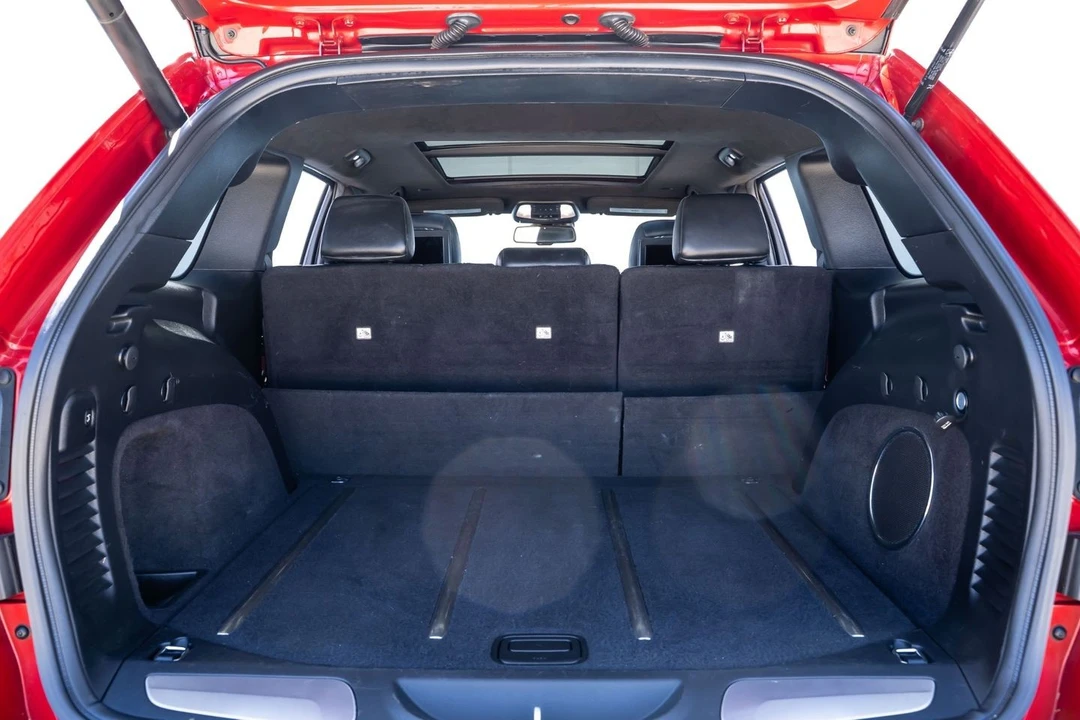 2015 Jeep WK2 Grand Cherokee SRT - Image 27 of 31