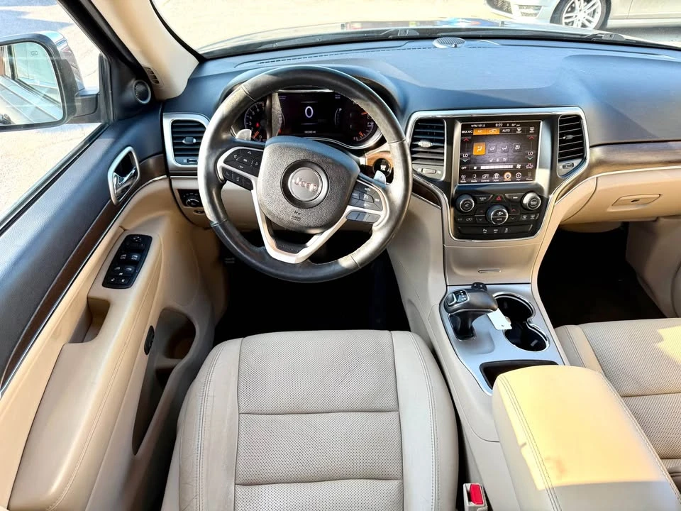 2015 Jeep Grand Wagoneer - Image 9 of 18