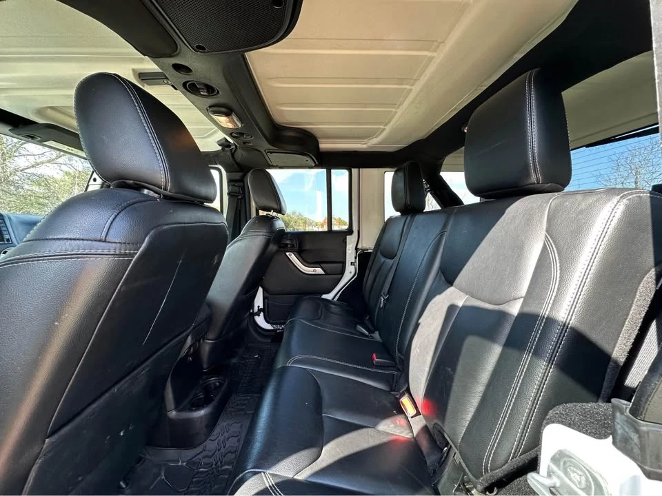 2015 Jeep Grand Wagoneer - Image 19 of 19