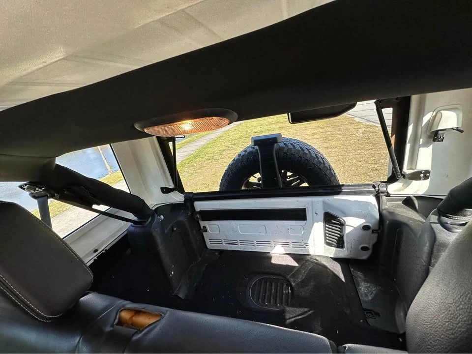2015 Jeep Grand Wagoneer - Image 14 of 19