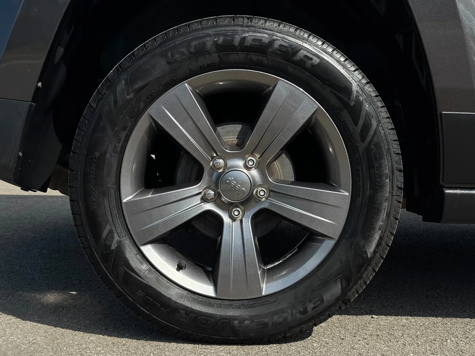 2015 Jeep Patriot - Image 17 of 21