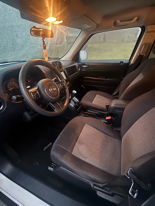 2015 Jeep Patriot - Image 4 of 8