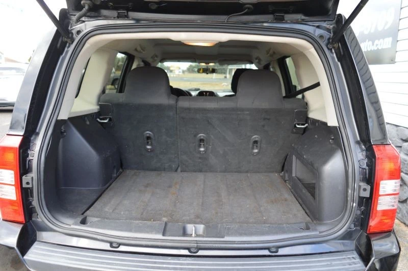 2015 Jeep Patriot - Image 10 of 12
