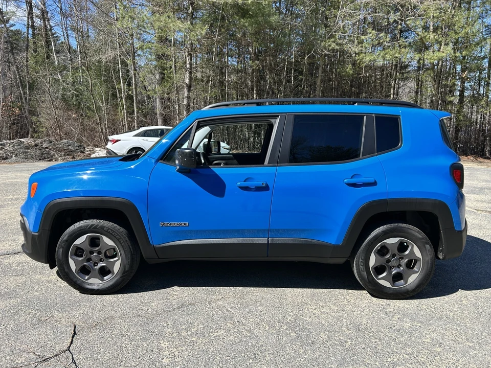 2015 Jeep Renegade - Image 2 of 21