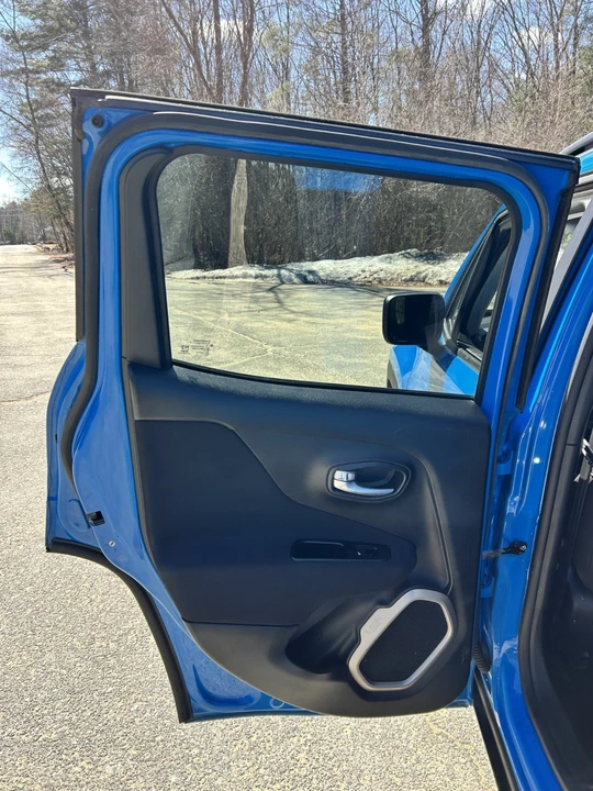 2015 Jeep Renegade - Image 10 of 21