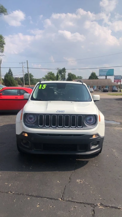 2015 Jeep Renegade - Image 2 of 13