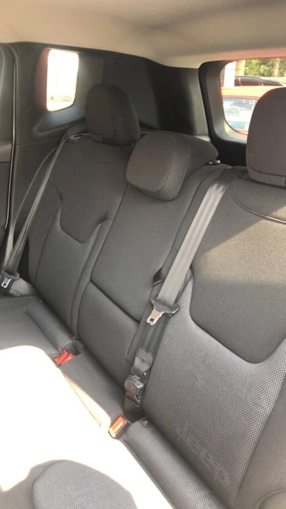 2015 Jeep Renegade - Image 10 of 13