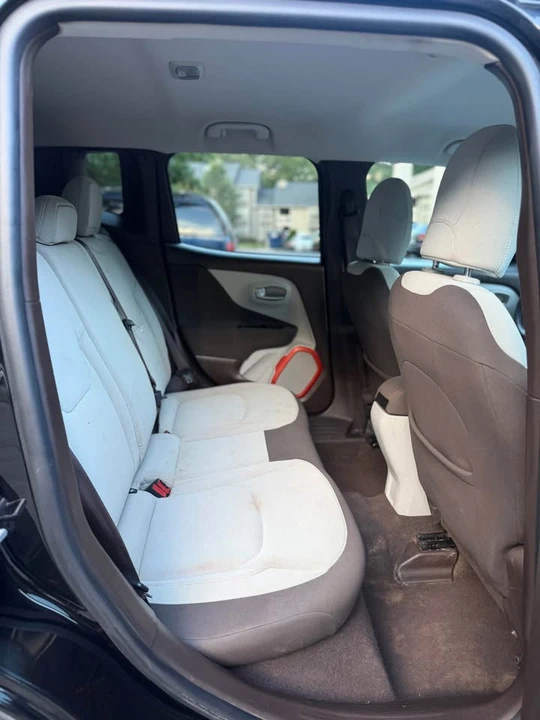 2015 Jeep Renegade - Image 8 of 11