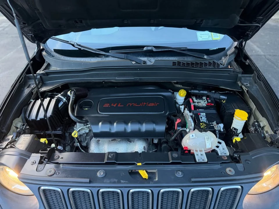 2015 Jeep Renegade - Image 10 of 11