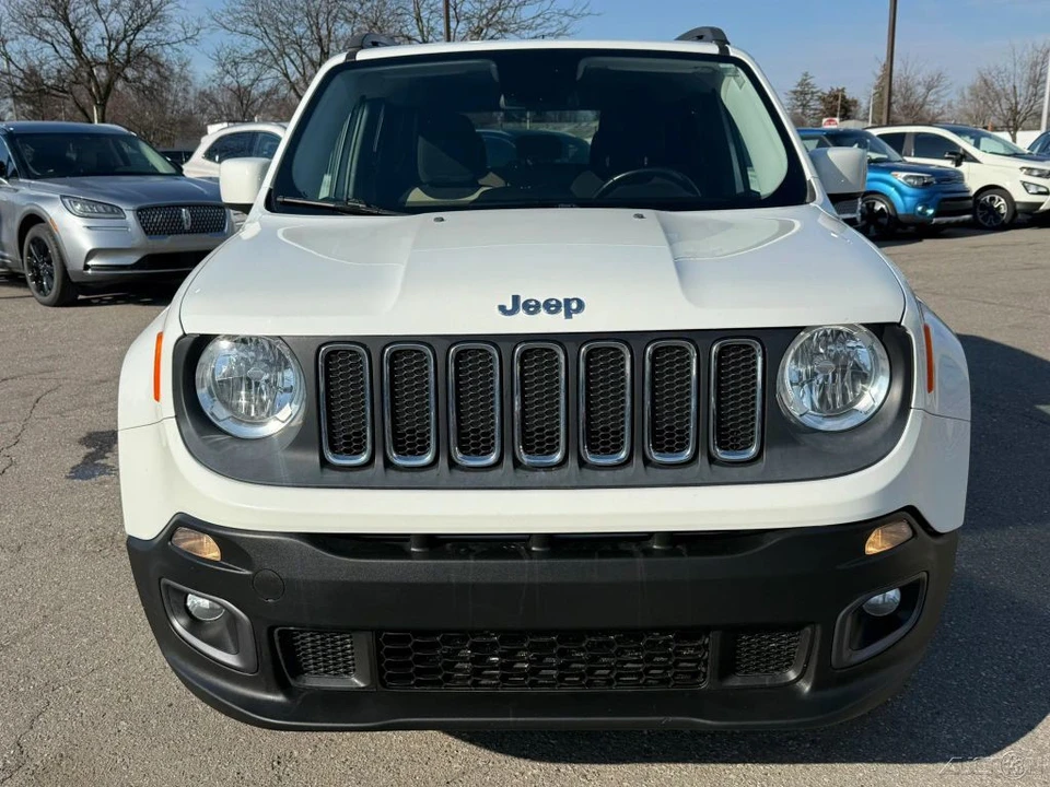 2015 Jeep Renegade - Image 2 of 21