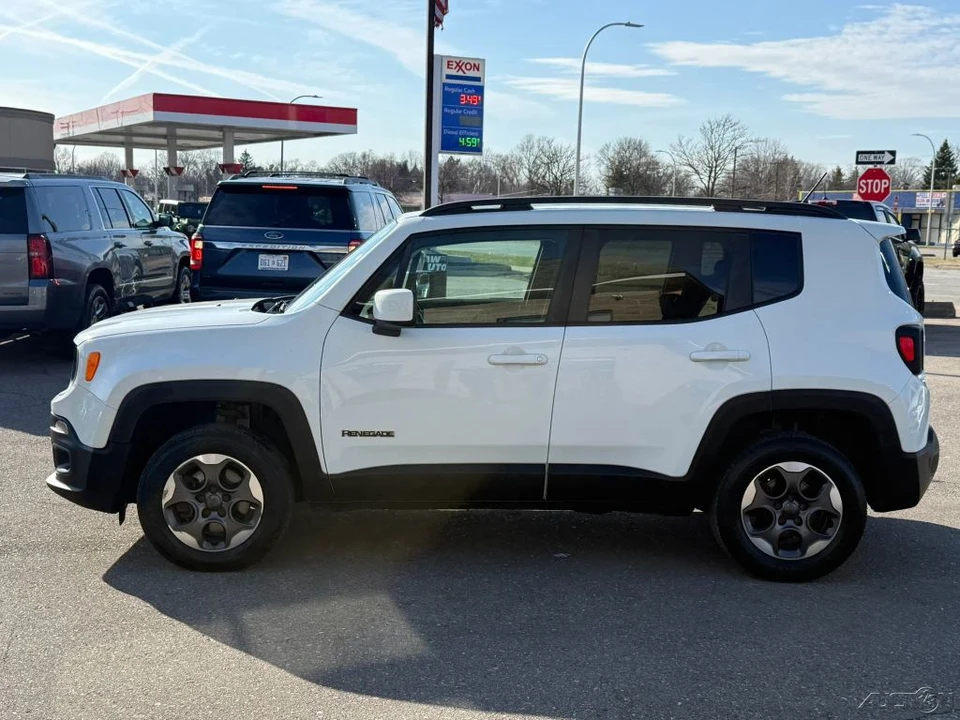 2015 Jeep Renegade - Image 8 of 21
